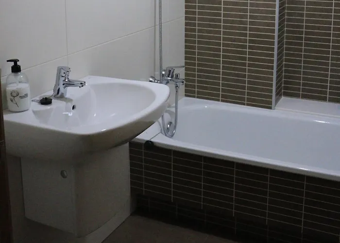 Piso En アパート サダ